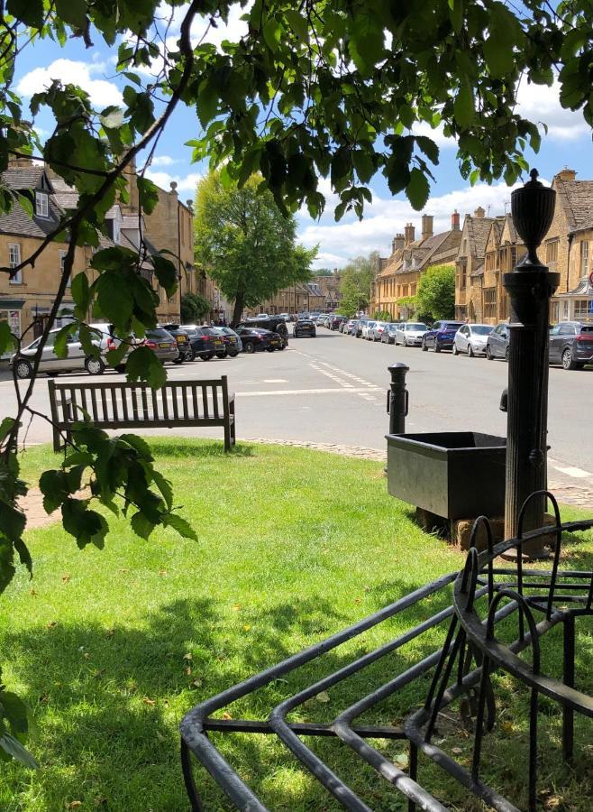 Cornerways B&B Chipping Campden Bagian luar foto